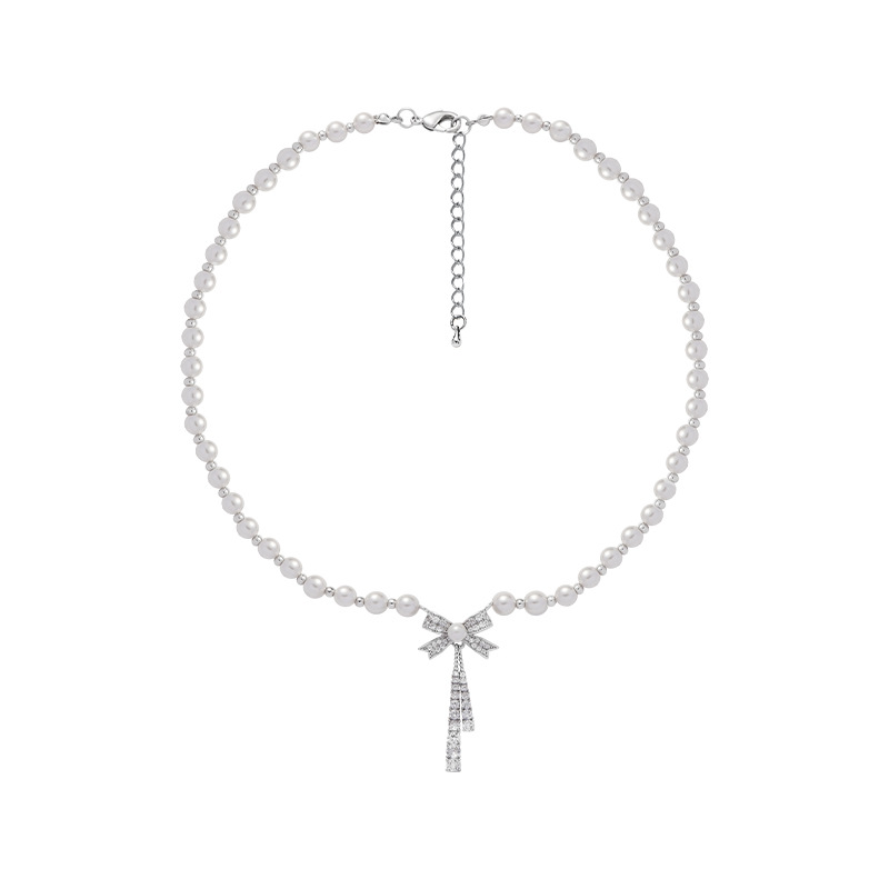 Sweet bow pearl necklace, a niche design for women, elegant Baroque Chinese style collarbone chain, princess necklace Item Picture