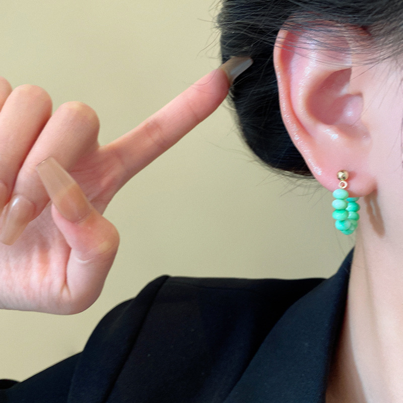 French-style simple and fresh green earrings for women, a high-end and niche forest-themed stud earrings, versatile and elegant earrings wholesale Application Scenario