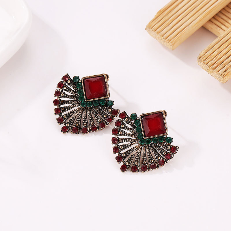 Europe and the United States retro Bohemian national wind ruby earrings selling fan crystal stud jewelry wholesale details Picture