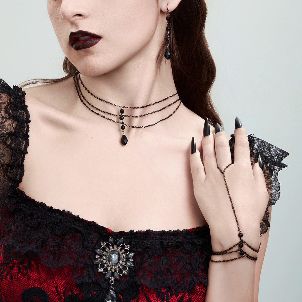 European and American cross-border jewelry, cold style multi-layer imitation crystal collarbone chain, fashionable and individual beaded necklace choker Specification drawing