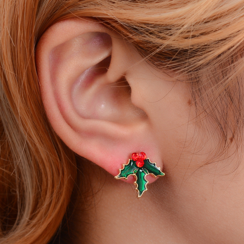 New Christmas earring set, Santa Claus reindeer stud gift, autumn and winter earrings, women's European and American cross-border accessories details Picture