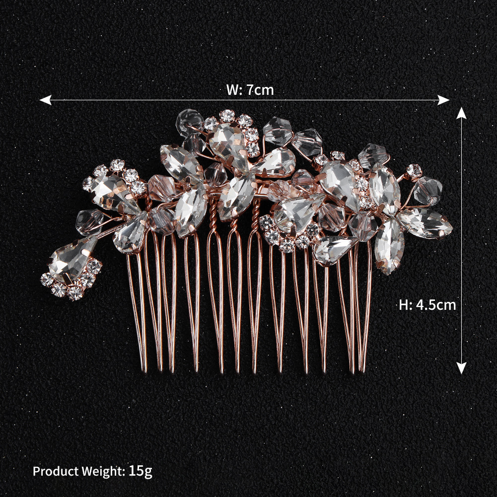 European and American cross-border bride accessories, retro crystal insert combs, wedding banquet wedding gowns, dress headwear, handcrafted rhinestone hair combs Application Scenario