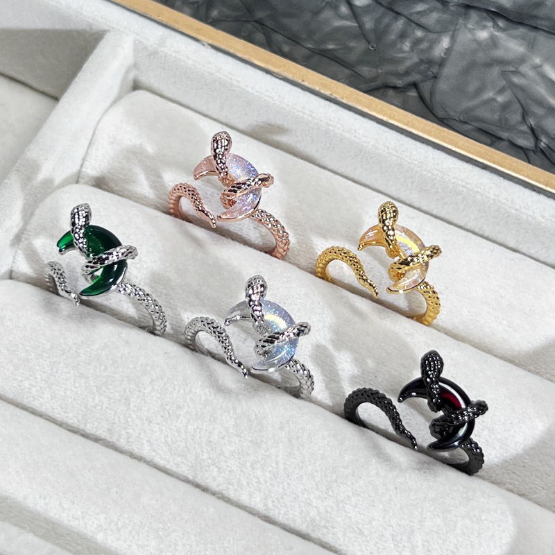 This original innovative Chinese-style moonstone texture snake-shaped opening ring is a fashionable, individualistic and niche ring with a cold and elegant style for women full figure
