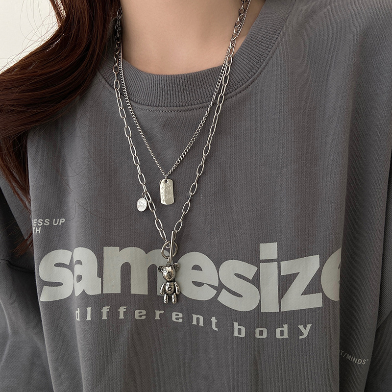 Sweet and cool bear double-layer silver long sweater chain, women's light luxury and niche design sense, high street trend men's necklace full figure