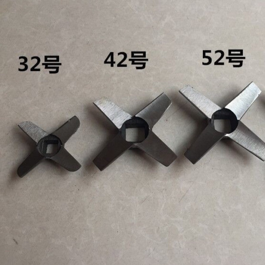 The manufacturer supplies cross-shaped cast iron meat grinder blade accessories, meat discharge knives, turtle-back knives, grates, meat discharge plates and round knives Application Scenario