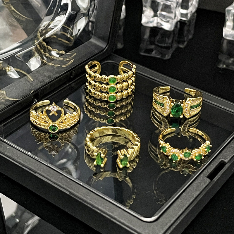 Cross-border French retro high-end style layering, niche and elegant hollowed-out opening ring, a delicate and cold style food ring for women Specification drawing