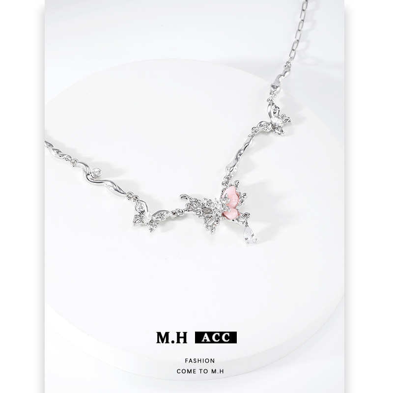 Original pink butterfly necklace, summer women's high-end collarbone chain, metallic Korean-style fashion trend necklace wholesale Specification drawing