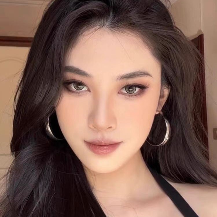 The large plain ring earrings are a new bestseller for women in 2025, exuding a light luxury and high-end feel. The wide circle earrings are exaggerated Specification drawing