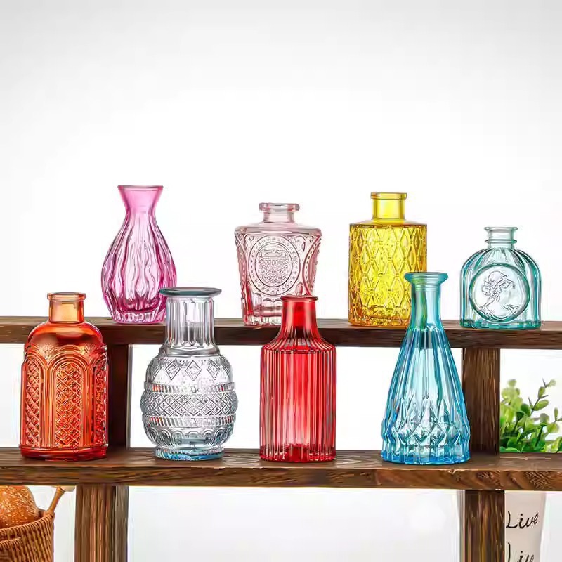 Wholesale Nordic creative relief glass vases, spray-painted gradient hydroponic flower vases, living room decoration set vases details Picture