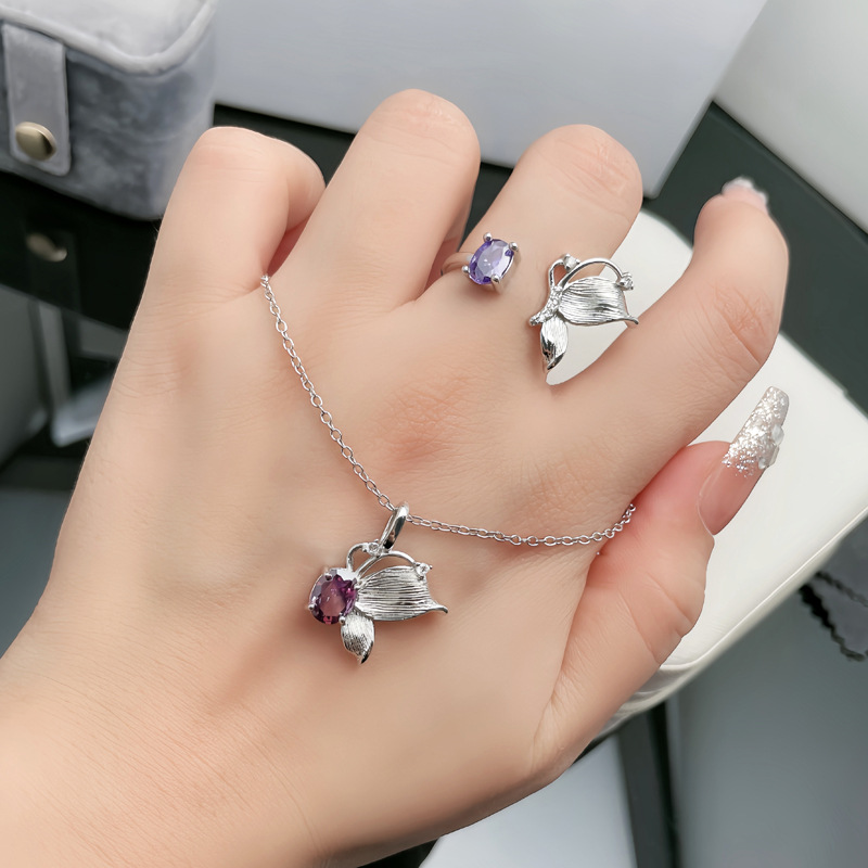 Exquisite purple diamond butterfly brushed irregular fashion ring necklace, women's ins style, high-end feel, niche collarbone chain details Picture