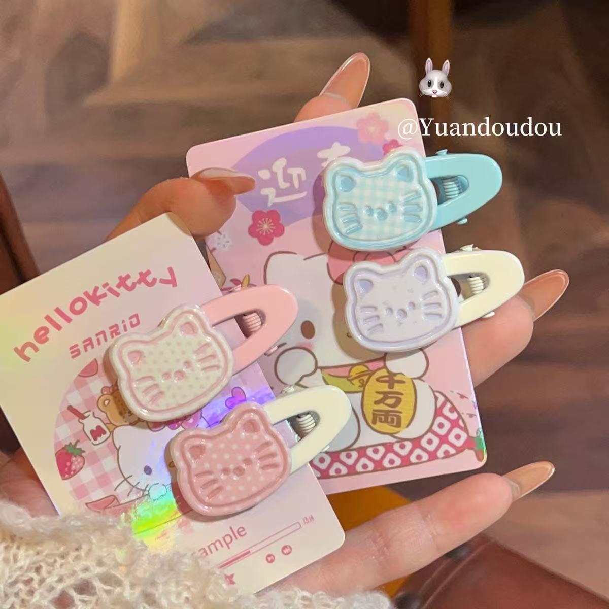Cartoon cute children's hair clips, girl student's forehead bangs clips, side clips, puppy, cat, duckbill clips Application Scenario