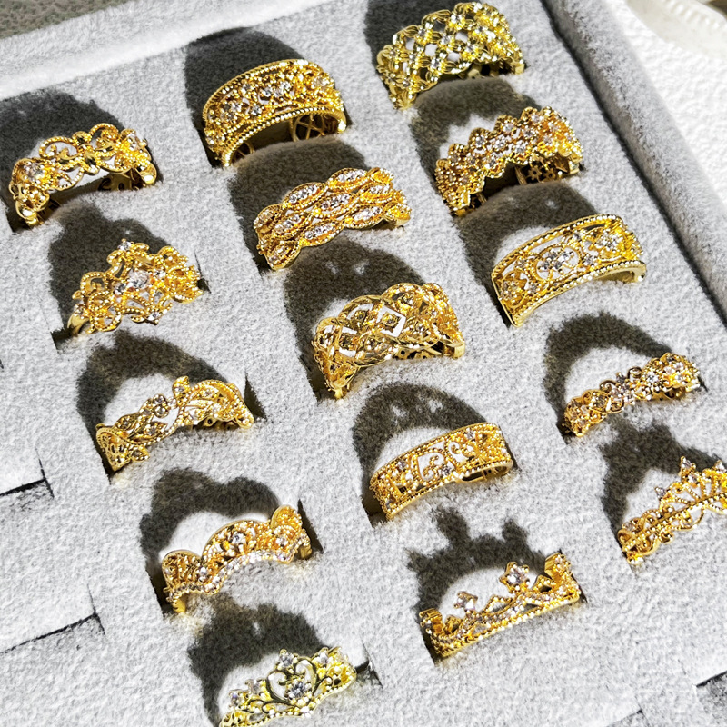 Ancient-style lace-inlaid hollowed-out ring, a retro, niche, light luxury, fashionable and trendy accessory with a versatile pattern for the index finger ring Specification drawing