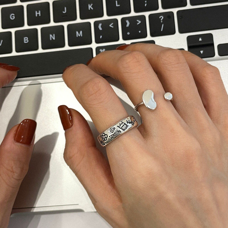 The new cold and retro flower prince graffiti open ring for women's fashion, individuality, light luxury and niche design is trendy Specification drawing