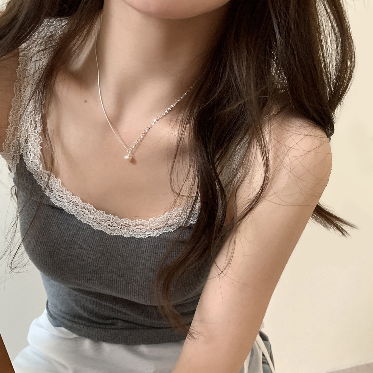 A niche, light luxury pearl pendant necklace for women, simple, individual, fashionable, elegant and versatile neckchain and collarbone chain Specification drawing