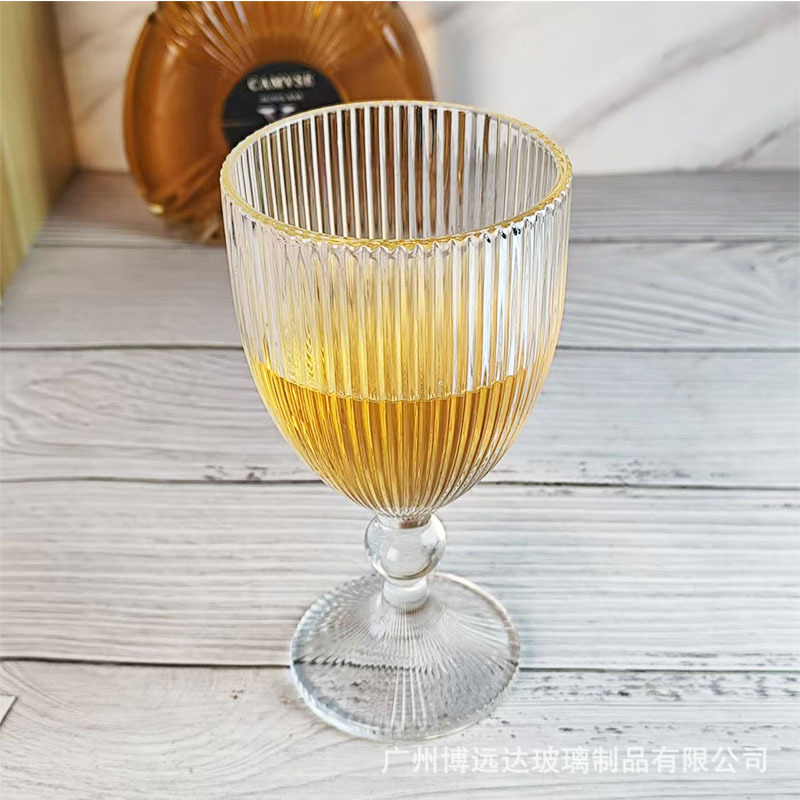 Vertical striped high-footed glass cups, ice cream cups, glass dessert cups, yogurt cold drink ice cream cups, champagne cups, wine glasses Application Scenario