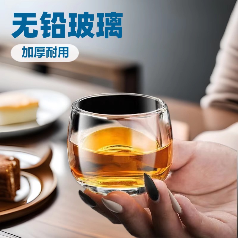 Lead-free glass tea cups, crystal master cups, finger guards, non-hot to the touch, thickened kung fu cups, household Chinese health wine cups full figure