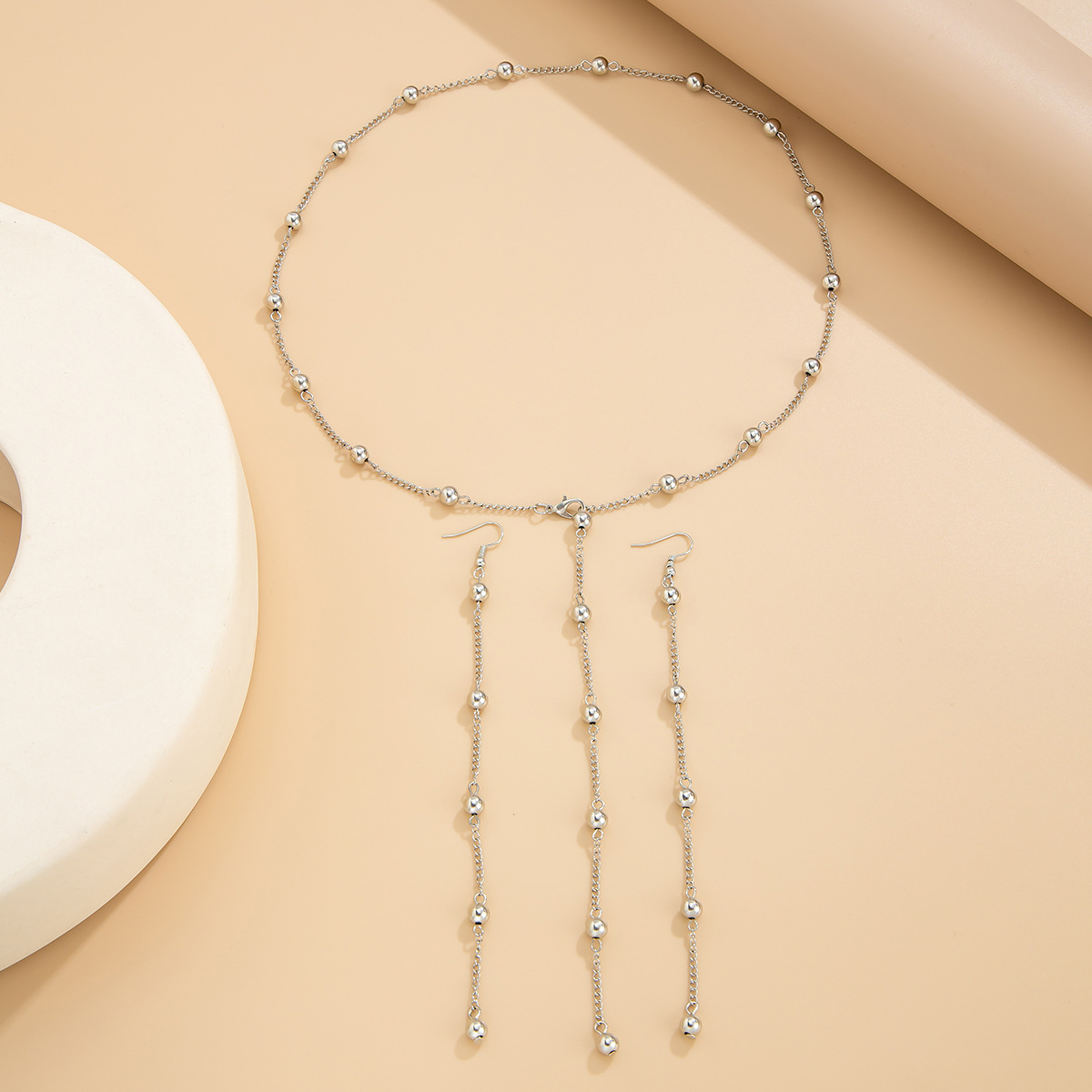 European and American cross-border jewelry fashion Y-shaped round bead necklace simple metal elegant suzhou fine chain necklace for women Application Scenario