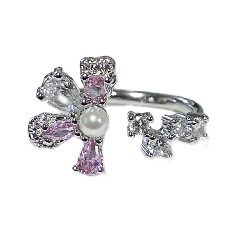 Sweet pink diamond, elegant flower heart, light luxury and high-end feel ring, women's Instagram, cold style, niche design sense ring Item Picture