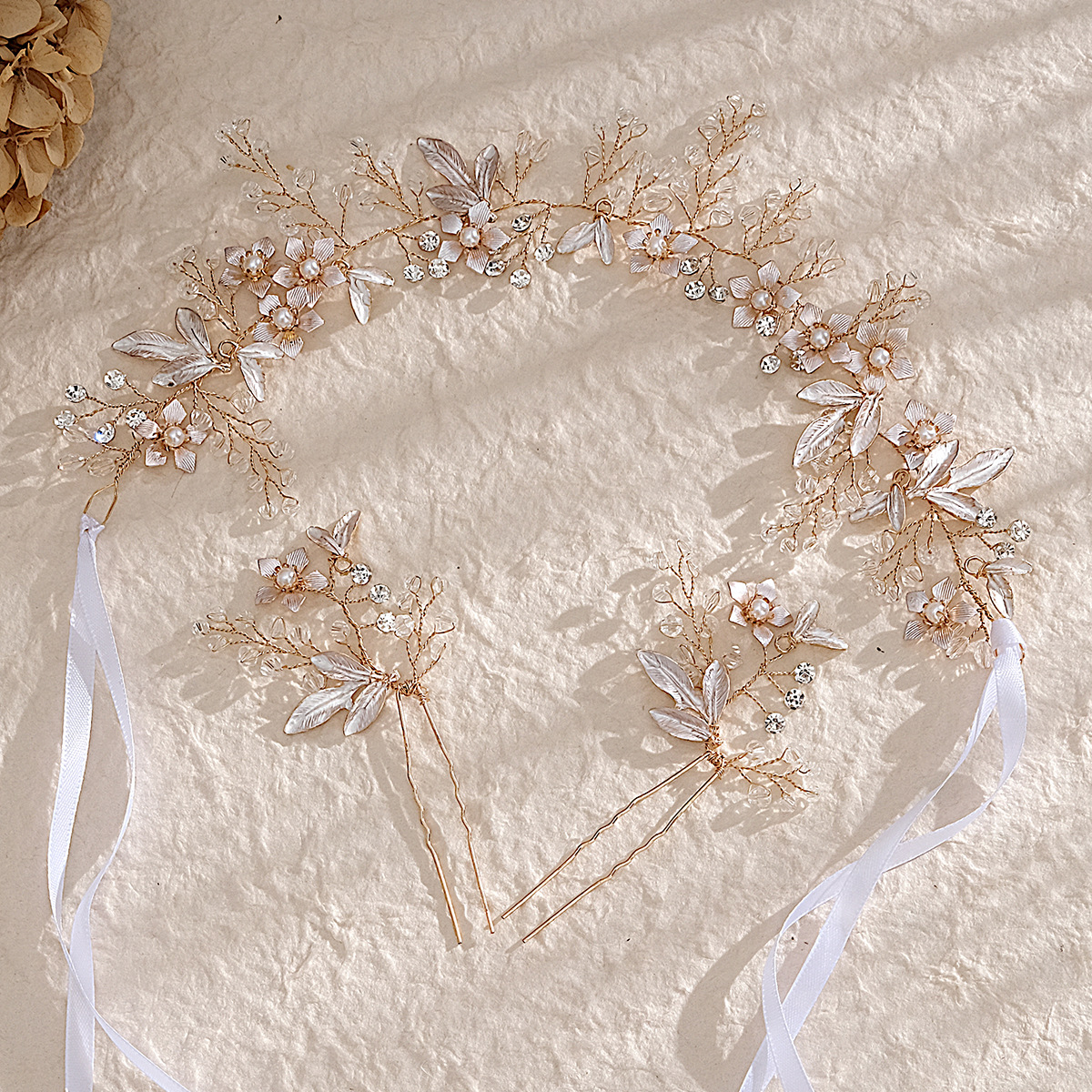 New Korean version of Xianmei hair accessory set, ancient-style pearl hair band, U-shaped hairpin, photo style, handcrafted updo hair accessory full figure