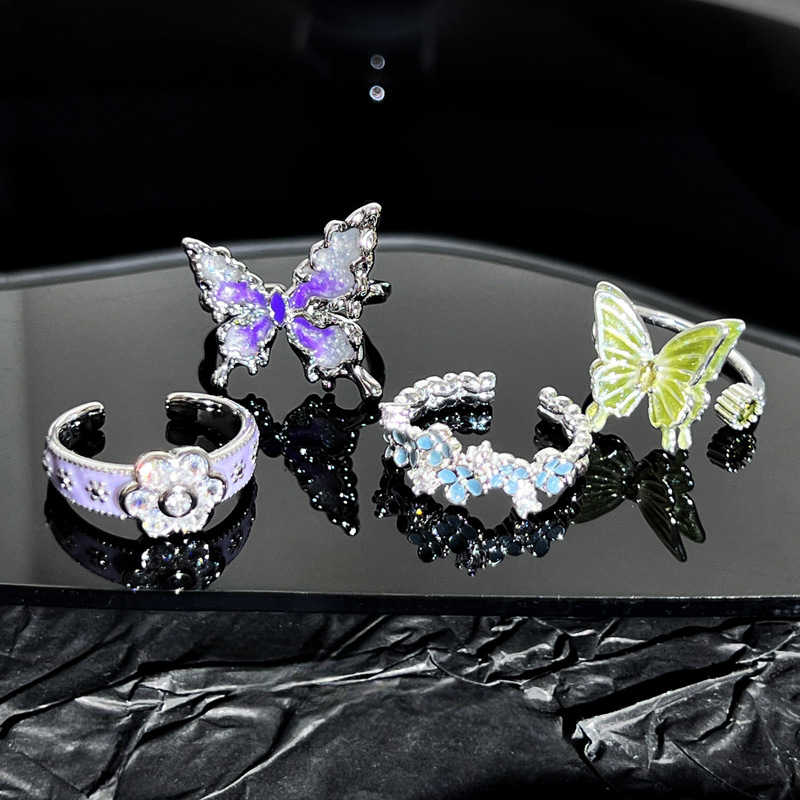 Spring and Summer new style, high appearance level, retro taro purple drip glaze elegant ring, women's flower butterfly light luxury high-end ring Application Scenario