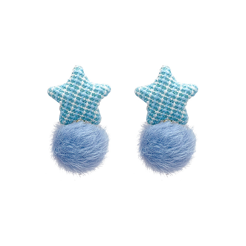Autumn and winter plush star-shaped heart earrings for women, 2024 new best-selling retro high-end earrings, niche design stud earrings Item Picture