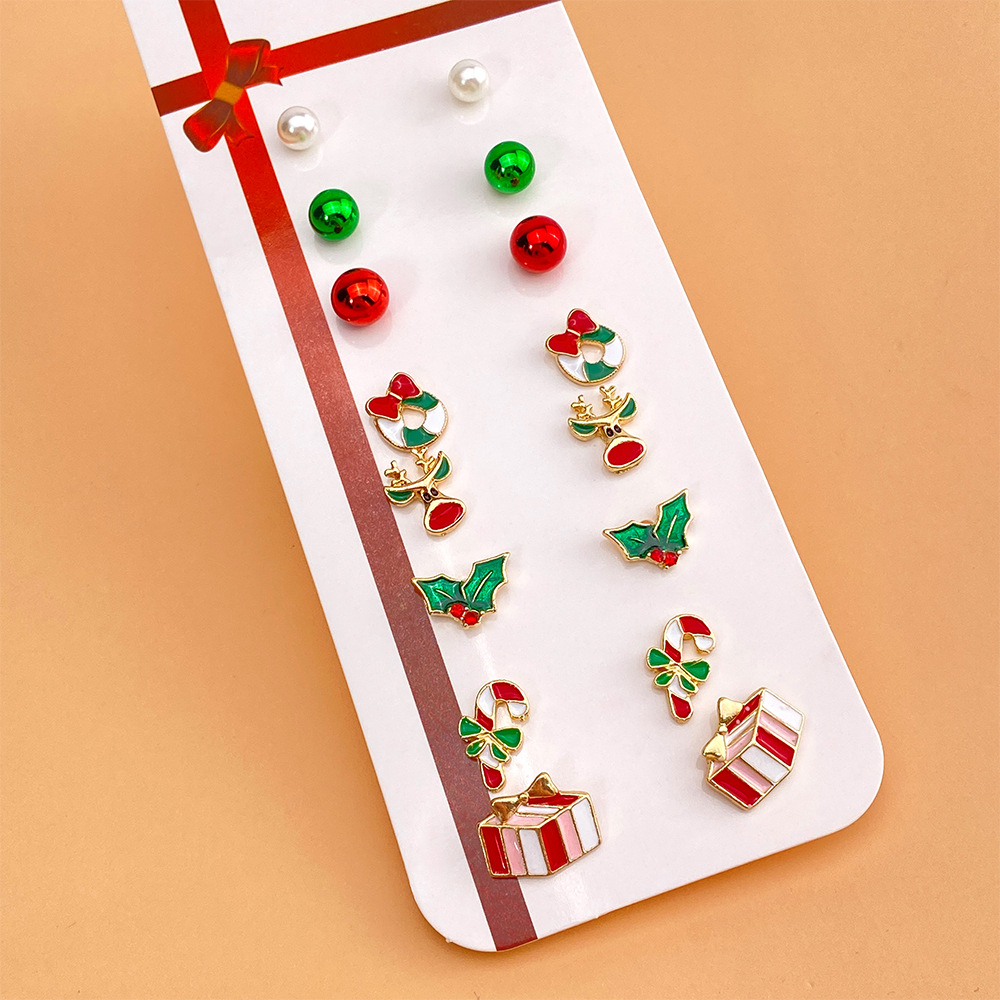 Christmas earring set: New alloy oil-dripping earrings, cross-border export fashion pearl Christmas Tree 8 pairs Application Scenario