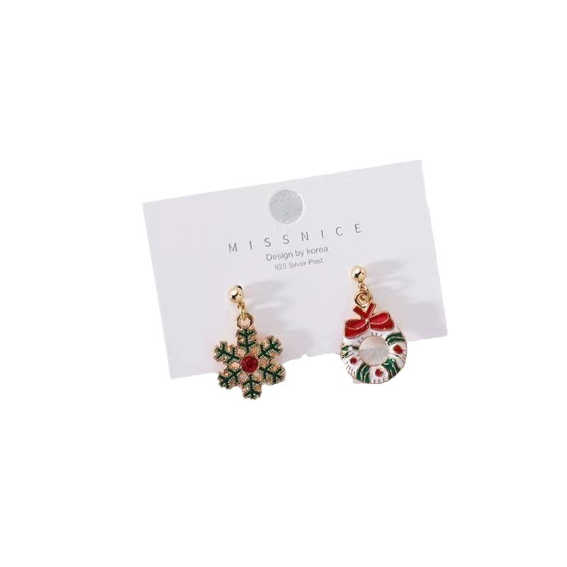 Cross-border European and American Christmas earrings, fashionable and creative alloy oil-dropping stud earrings, Christmas tree snowflake reindeer bell earrings Item Picture