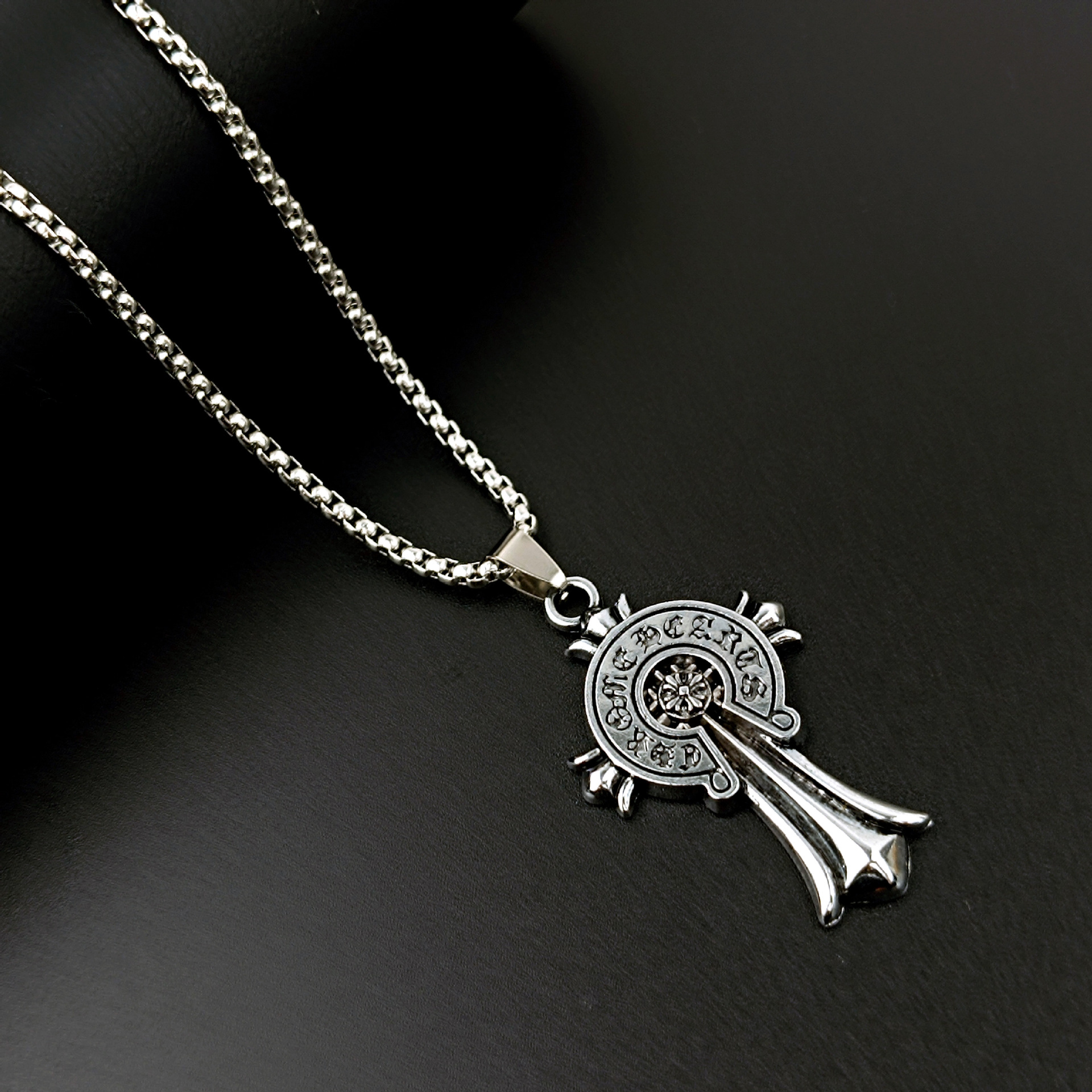 New AliExpress European and American retro multi-layer cross necklace, men's stainless steel cross pendant collarbone chain details Picture