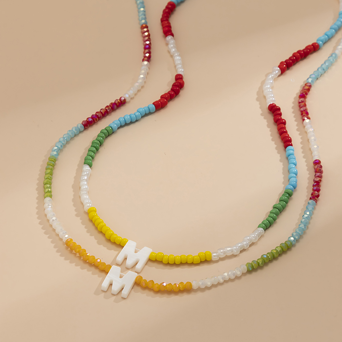 European and American cross-border fashionable and simple shell letter collarbone rice bead necklace, ethnic and rural style handcrafted beaded necklace accessory Application Scenario
