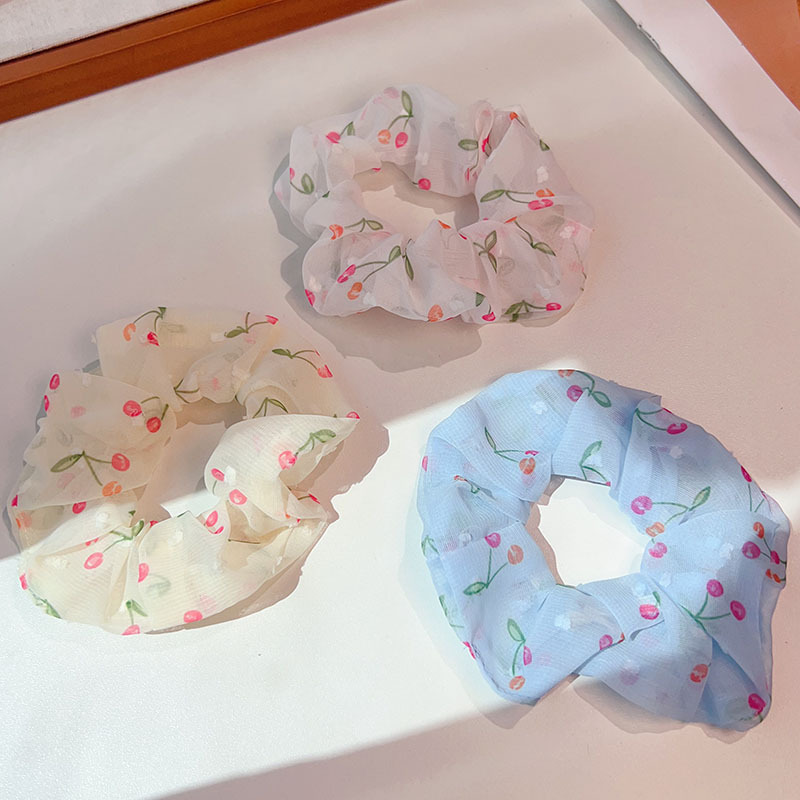 Korean-style fresh and delicate floral large intestine hair band, high-end European-style gauze hair tie, high-elasticity girls' ponytail leather band hair tie Application Scenario
