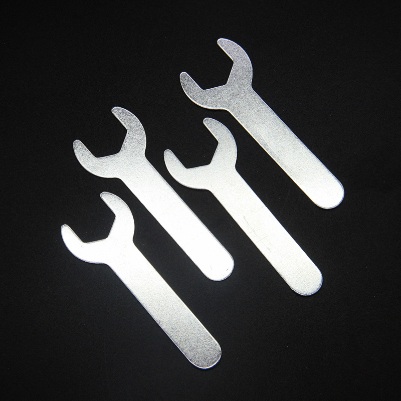 The manufacturer offers wholesale open-end wrenches, disposable products, iron sheet stamping small wrenches and simple hexagonal wrenches in stock Application Scenario