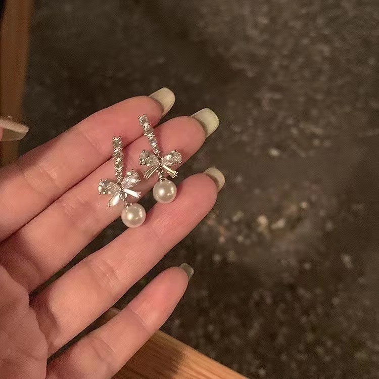 s925 Zircon Bow Pearl Pendant Earrings for women, light luxury, high-end, niche, sweet and versatile stud earrings full figure
