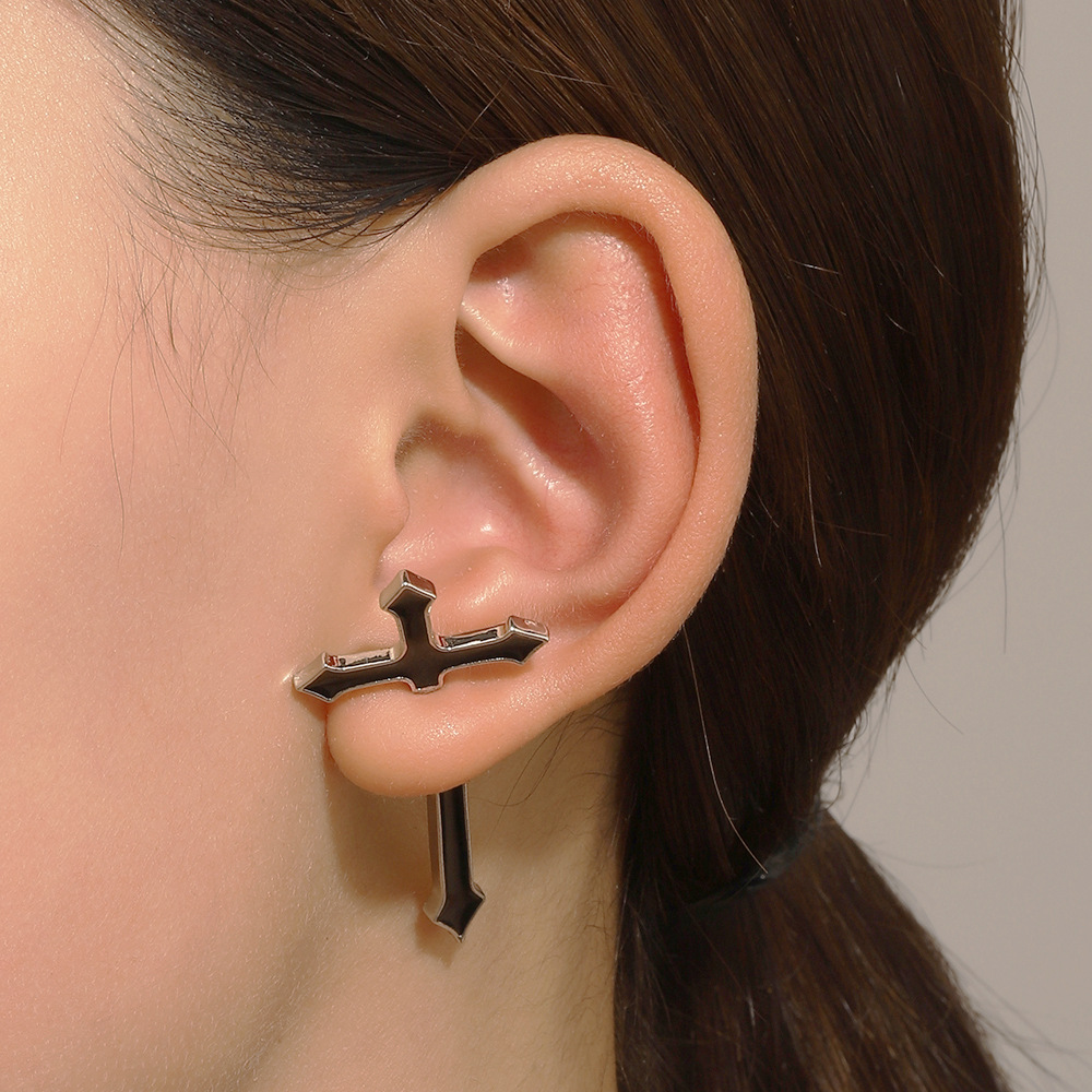 Gothic dark cross, piercing nail girl, European and American ins style simple metal earrings, cool and exaggerated earrings trend full figure