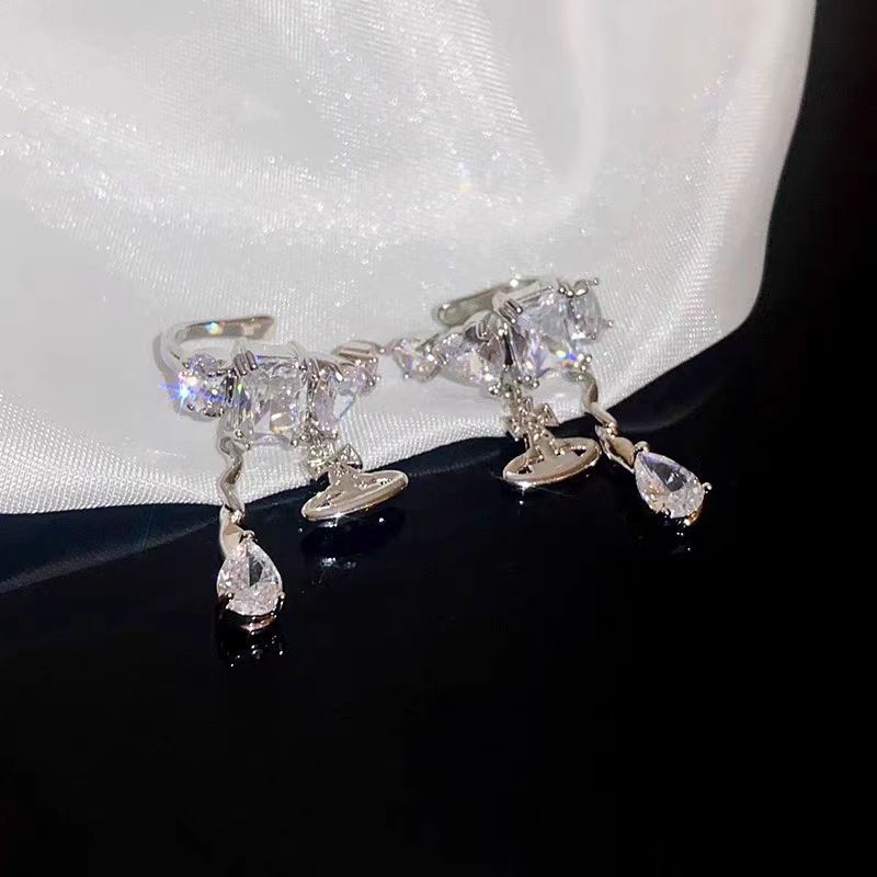 Tassel Empress of the West, no ear piercings, ear clips, women's light luxury and high-end earrings, ear pendants, fairy ears, autumn and winter ear bone clips, earrings Application Scenario