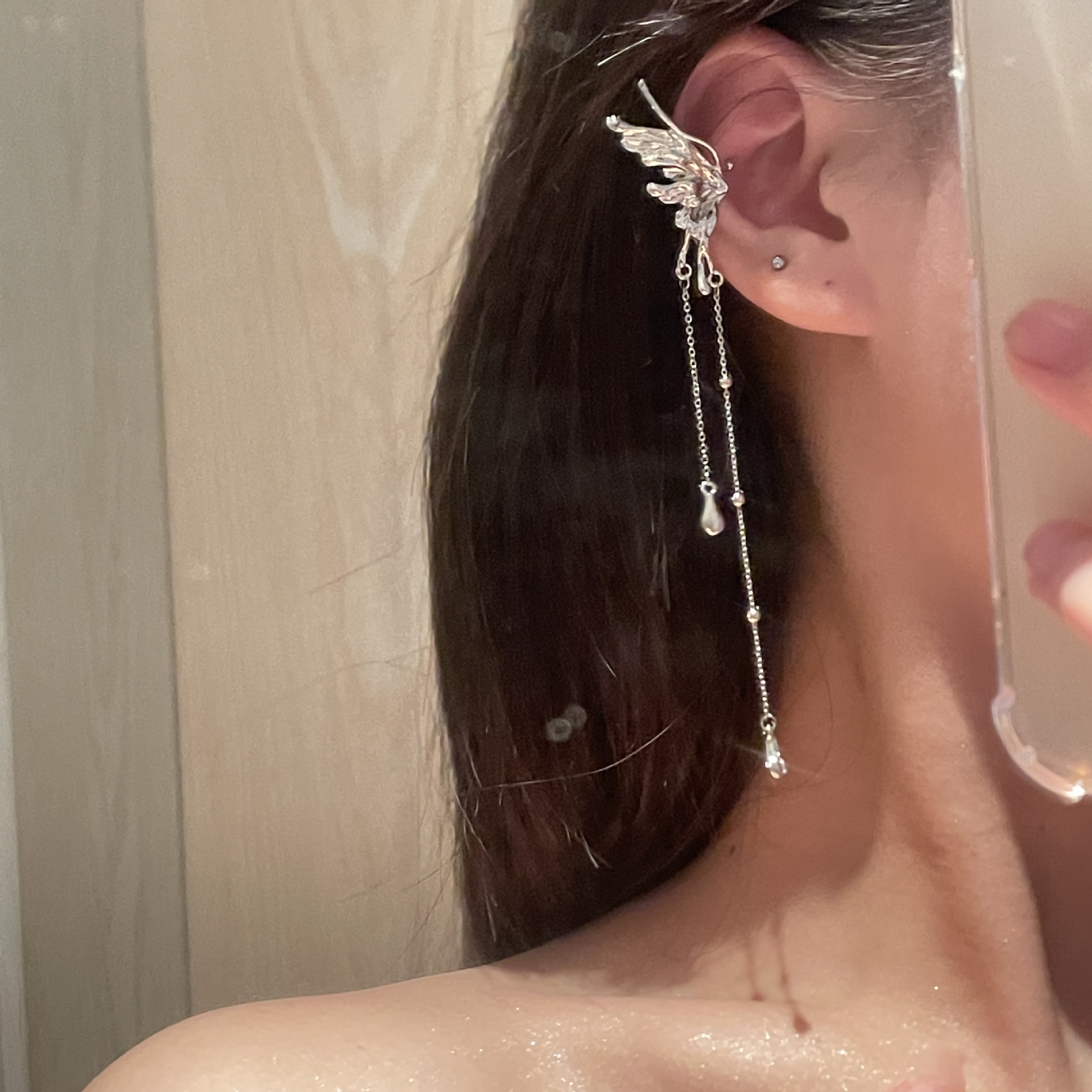 French fairy butterfly ear bone clip, fairy earrings, women's no-ear hole ear clip, niche design, unique tassel teardrop ear full figure