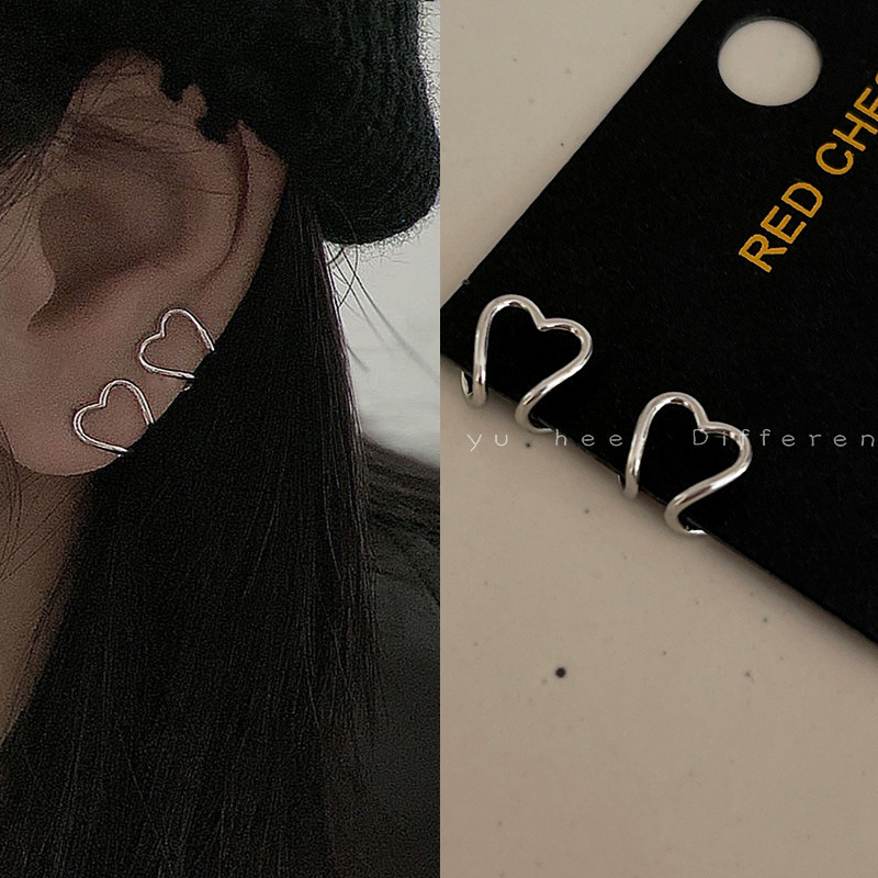 Simple and compact heart-shaped ear bone clips, no ear piercings, female Instagram cold style, unique and trendy design ear clips and earrings details Picture
