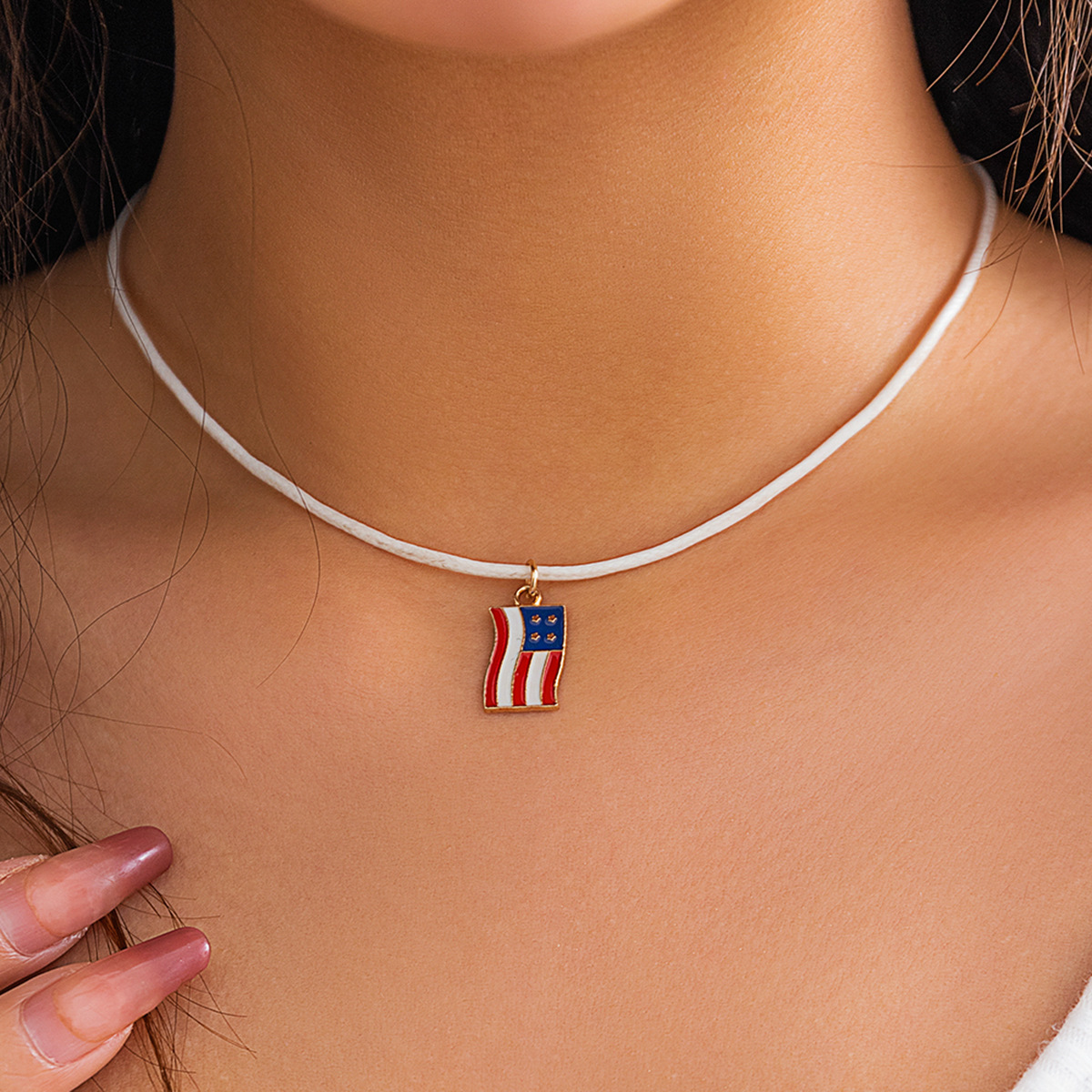European and American cross-border jewelry, star heart pendant, leather wax thread necklace, bow, alloy letter collarbone chain set Application Scenario