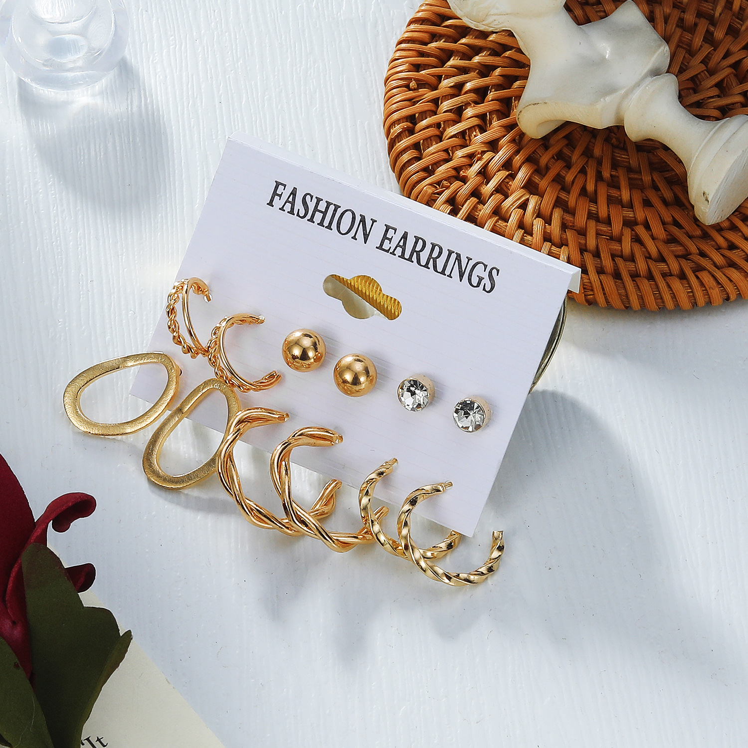 European and American style metal ear rings, square geometric earrings, retro diamond-encrusted earrings, high-end earring set of 6 pieces Specification drawing
