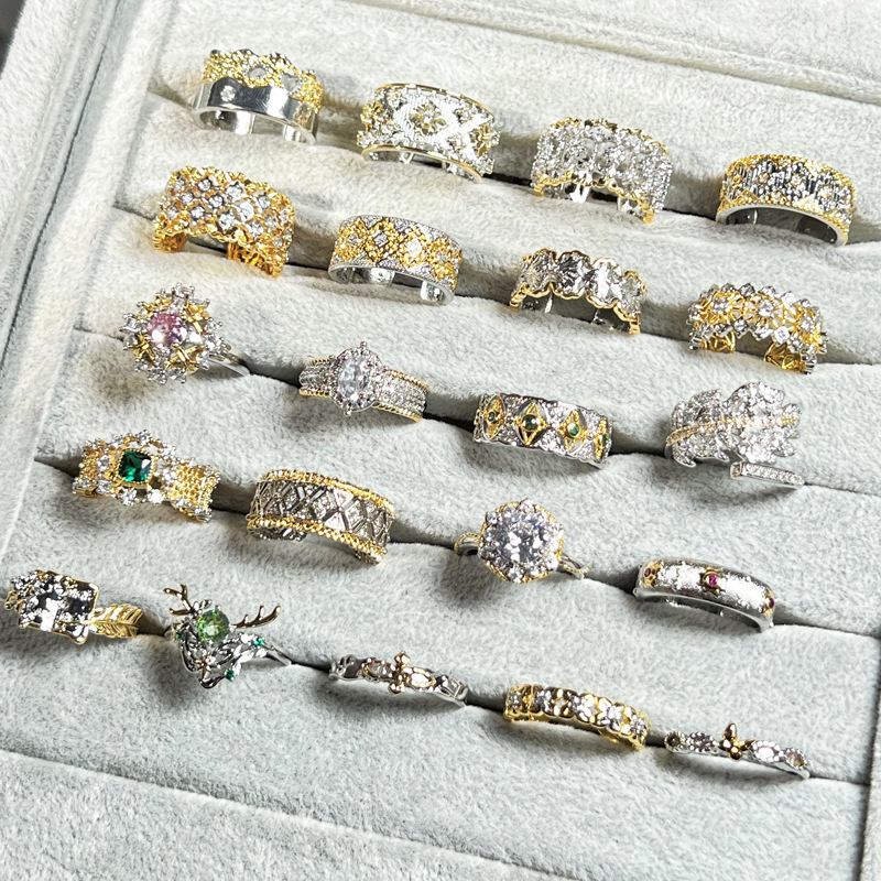 A mid-style lace hollowed-out two-color open ring for women, exuding a sense of light luxury and high-end sophistication, with a luxurious and elegant touch and a niche design details Picture