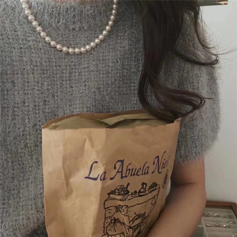 Japanese and Korean ins pearl necklace, light luxury and niche French retro collarbone chain, 2023 new style stylish necklace Application Scenario