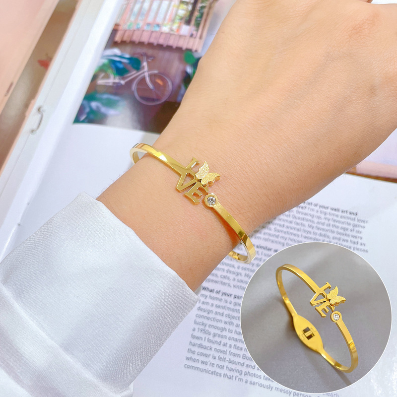 【 All-titanium Steel 】 European and American INS style butterfly titanium steel bracelet, minimalist cross-border retro fashionable stainless steel jewelry full figure