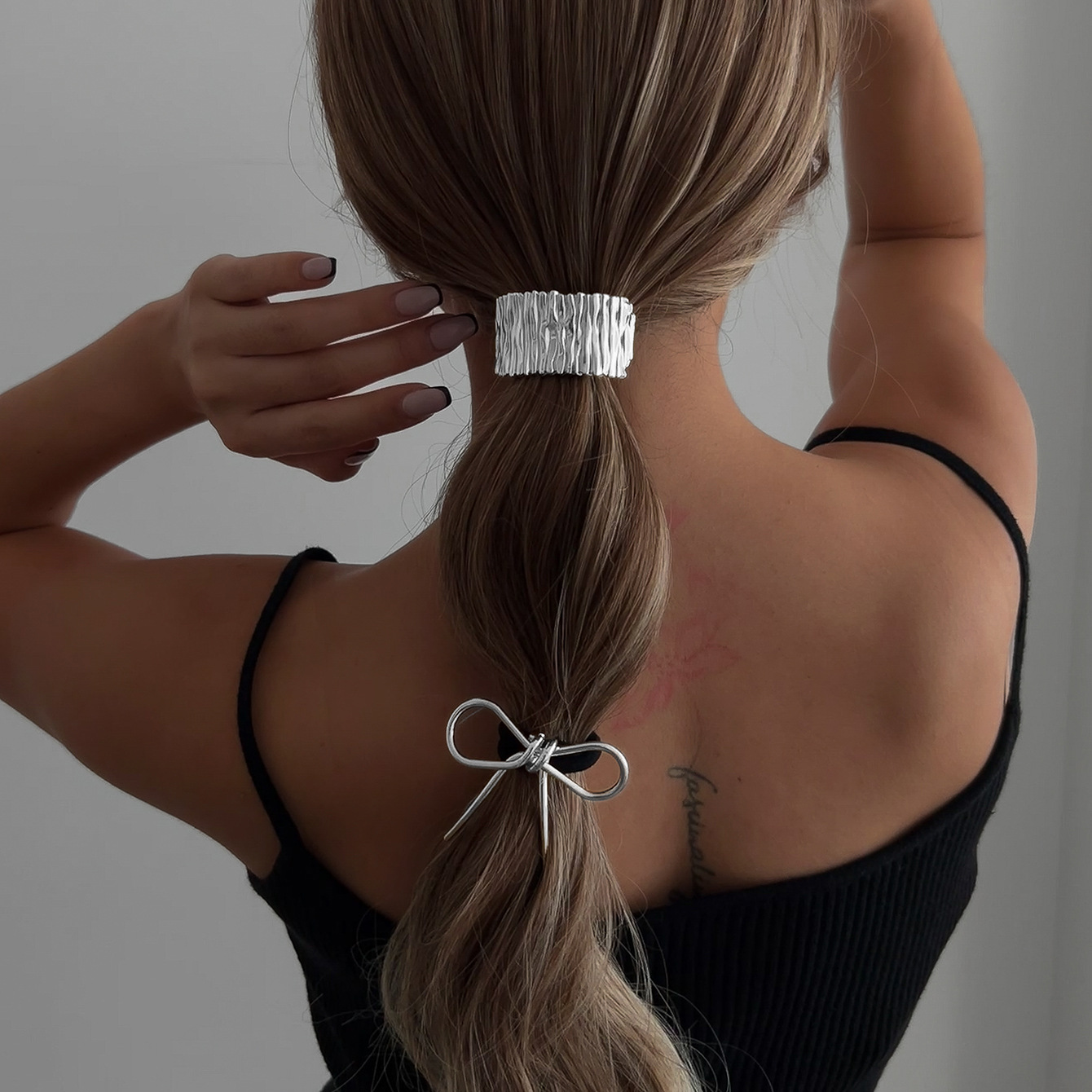 TEMU's best-selling hair accessories, including bows, irregular pleated ponytail hair ties, and wholesale of cross-border alloy hair ties from Europe and America details Picture