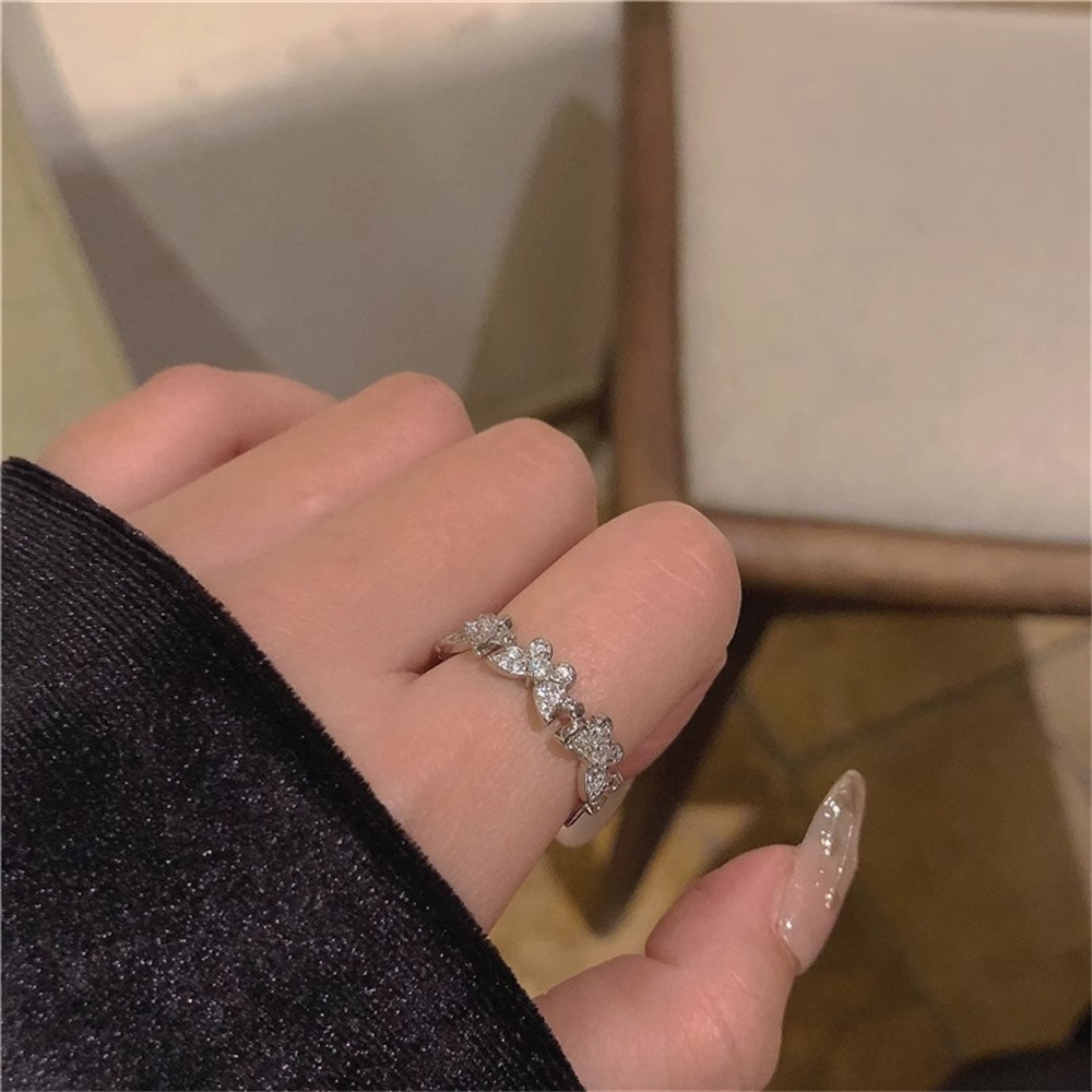 Korean super flash zircon butterfly ring, a women's light luxury style, full diamond, versatile open index finger ring, a heavy and high-end ring Specification drawing