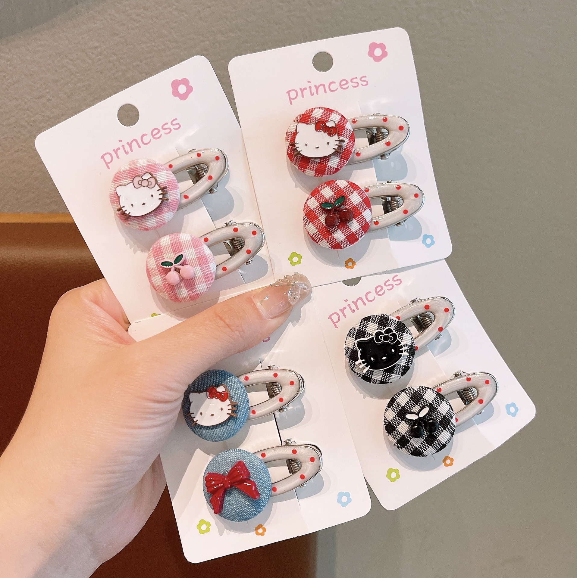 Cartoon checkered polka dot children's hair clips, alloy buttons, cherry cute bangs, broken hair clips, duckbill clips, girls' hair clips full figure