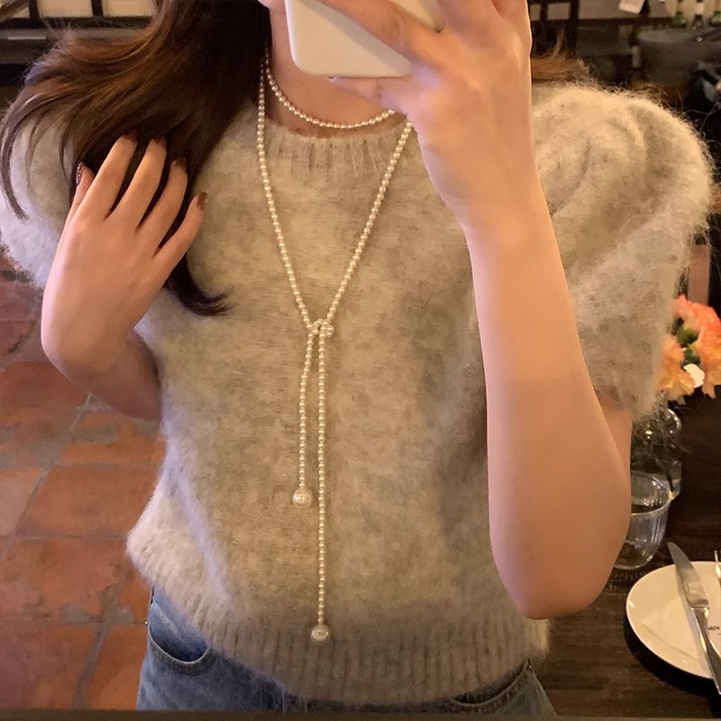 French retro pearl long stackable necklace for women, gentle and unique, versatile neck chain and sweater chain details Picture
