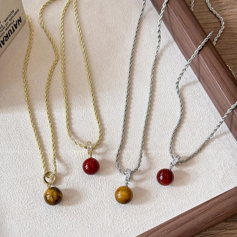 Tiger's eye stone necklace, light luxury and niche design, sweater chain, feminine charm, collarbone chain, Maillard necklace details Picture