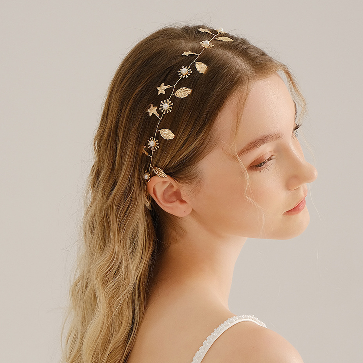 Bridal hair accessories, wedding gowns, evening gowns, headwear, simple beach style, ins niche design sense, handcrafted pearl star hair bands full figure