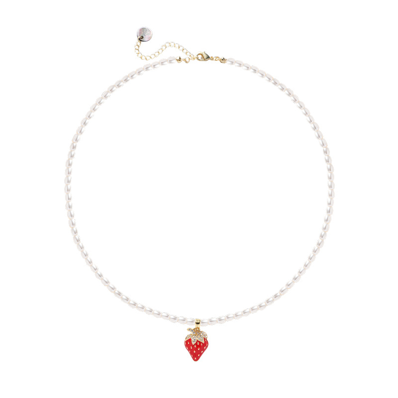 A fresh and delicate strawberry pearl zircon necklace, a sweet and creamy girl style collarbone chain, an ins high-end and niche accessory Item Picture