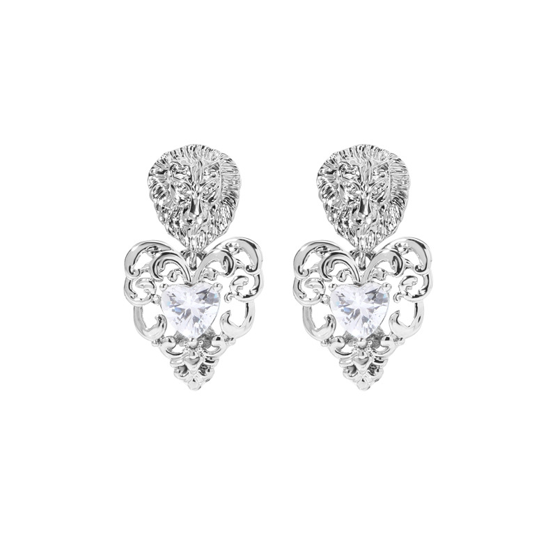 Cold and elegant, hollowed-out heart-shaped 925 earrings with silver needles and a high-end feel, set with zircon stud earrings, fashionable and stylish, for women Item Picture