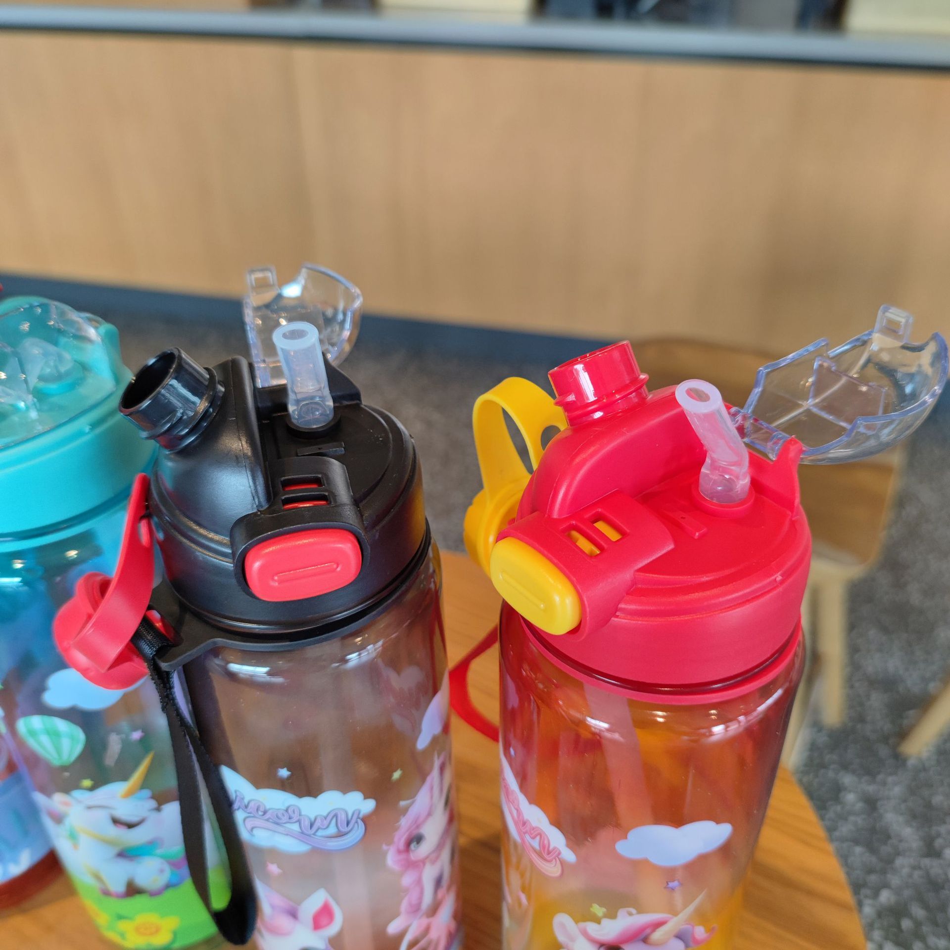 High appearance level unicorn pattern double-spout water cup, straw plastic cup, space cup, outdoor fitness sports water bottle details Picture